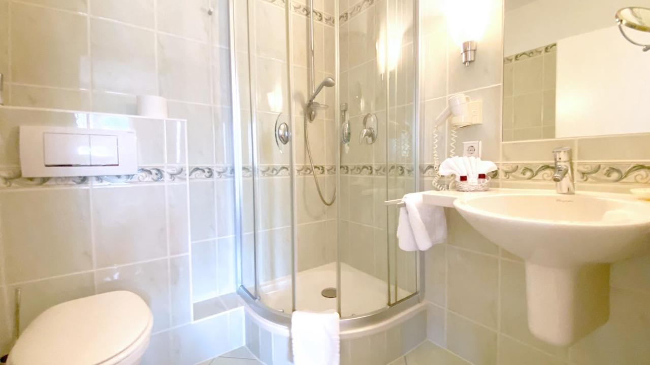 Landgasthof Rebstock Weil Am Rhein / Basel Экстерьер фото